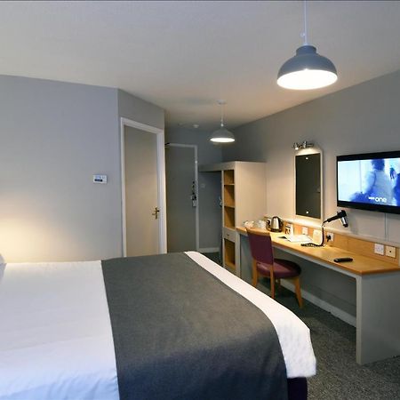 Waterside By Greene King Inns Warrington Extérieur photo