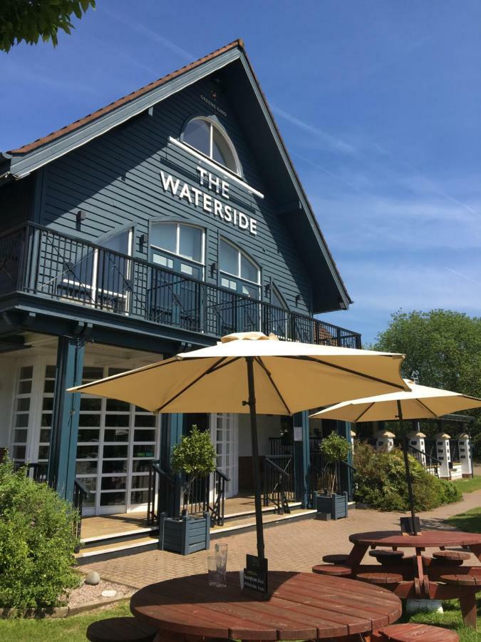Waterside By Greene King Inns Warrington Extérieur photo
