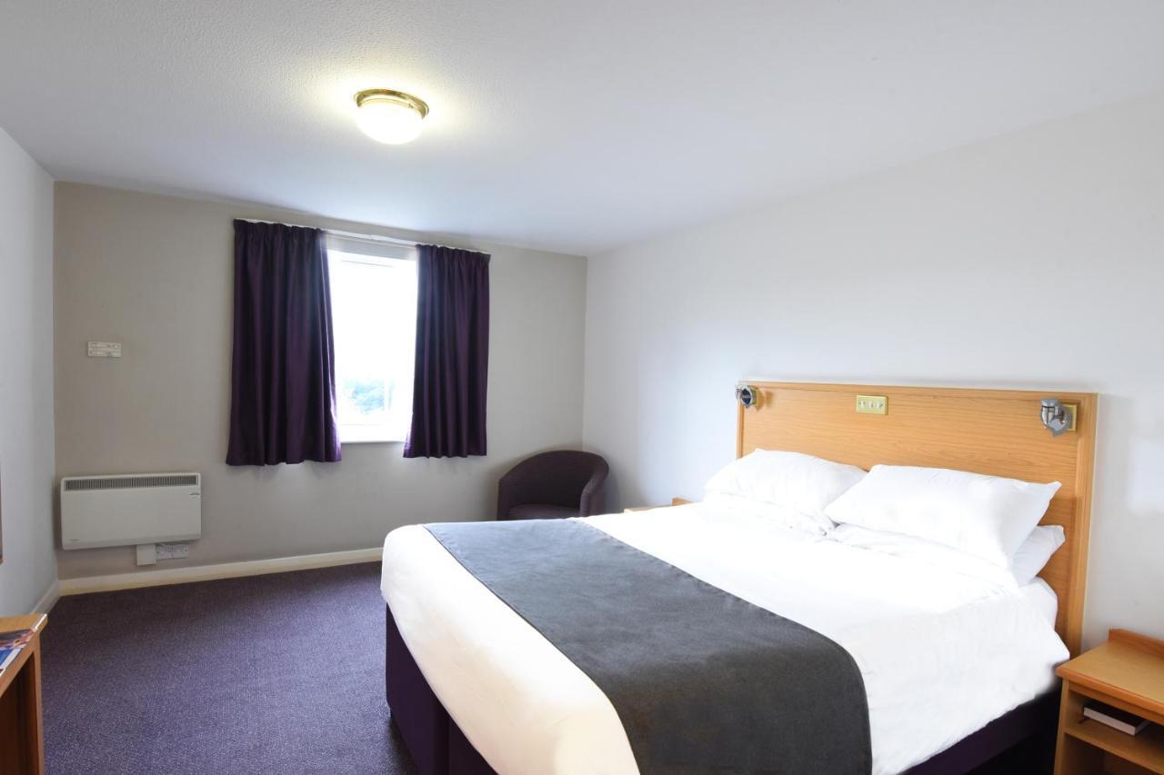 Waterside By Greene King Inns Warrington Extérieur photo